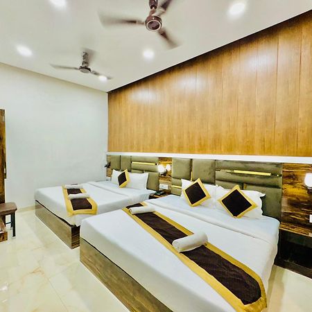 Hotel Gs Amritsar 200 Mtr From Golden Temple Exteriör bild