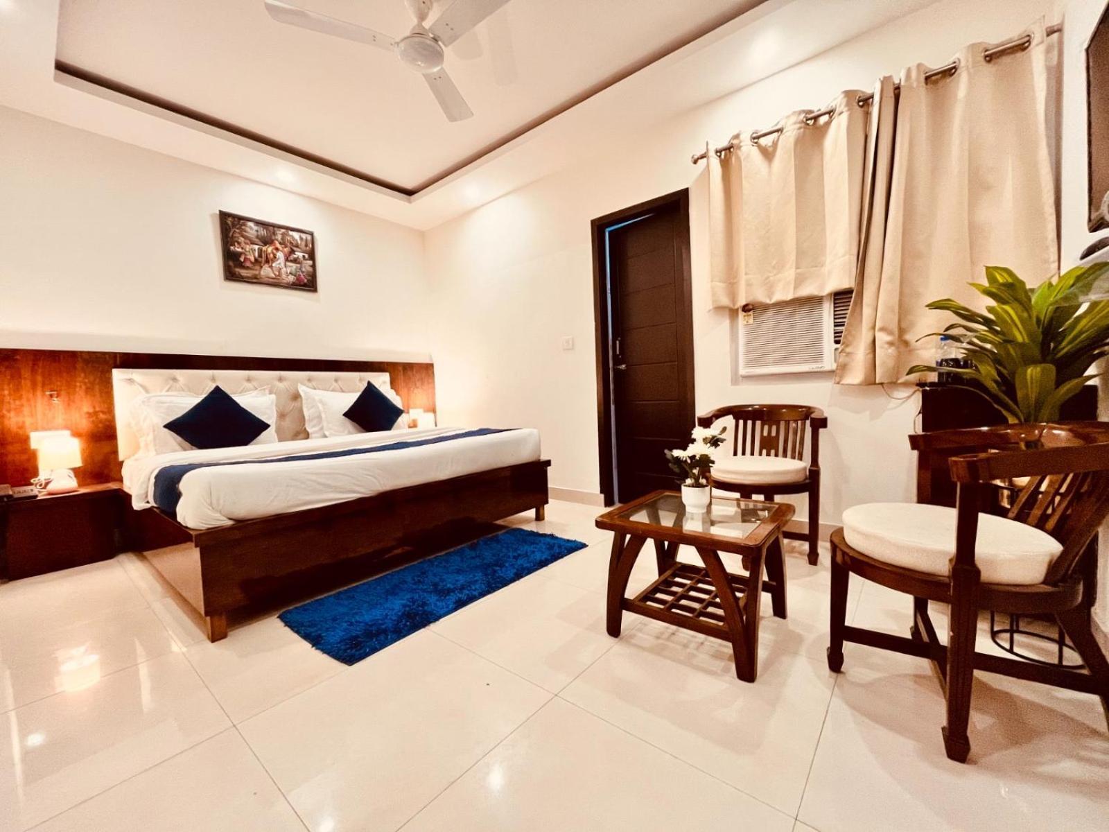 Hotel Gs Amritsar 200 Mtr From Golden Temple Exteriör bild