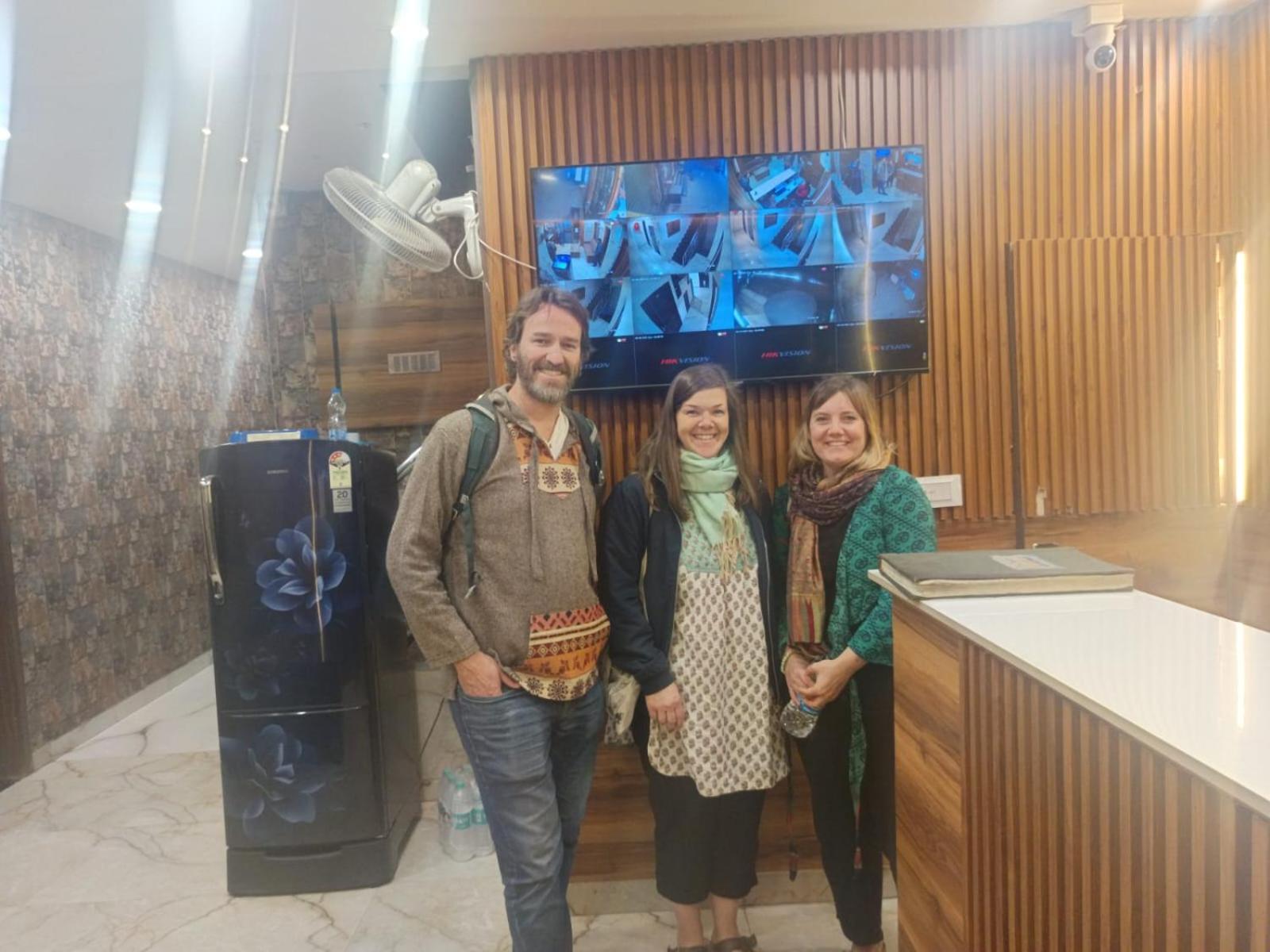 Hotel Gs Amritsar 200 Mtr From Golden Temple Exteriör bild